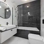 Elegant Ludwiki With Parking & Air Conditioning By Renters Apartment