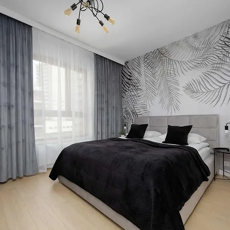Appartement Elegant Ludwiki With Parking & Air Conditioning By Renters Warschau